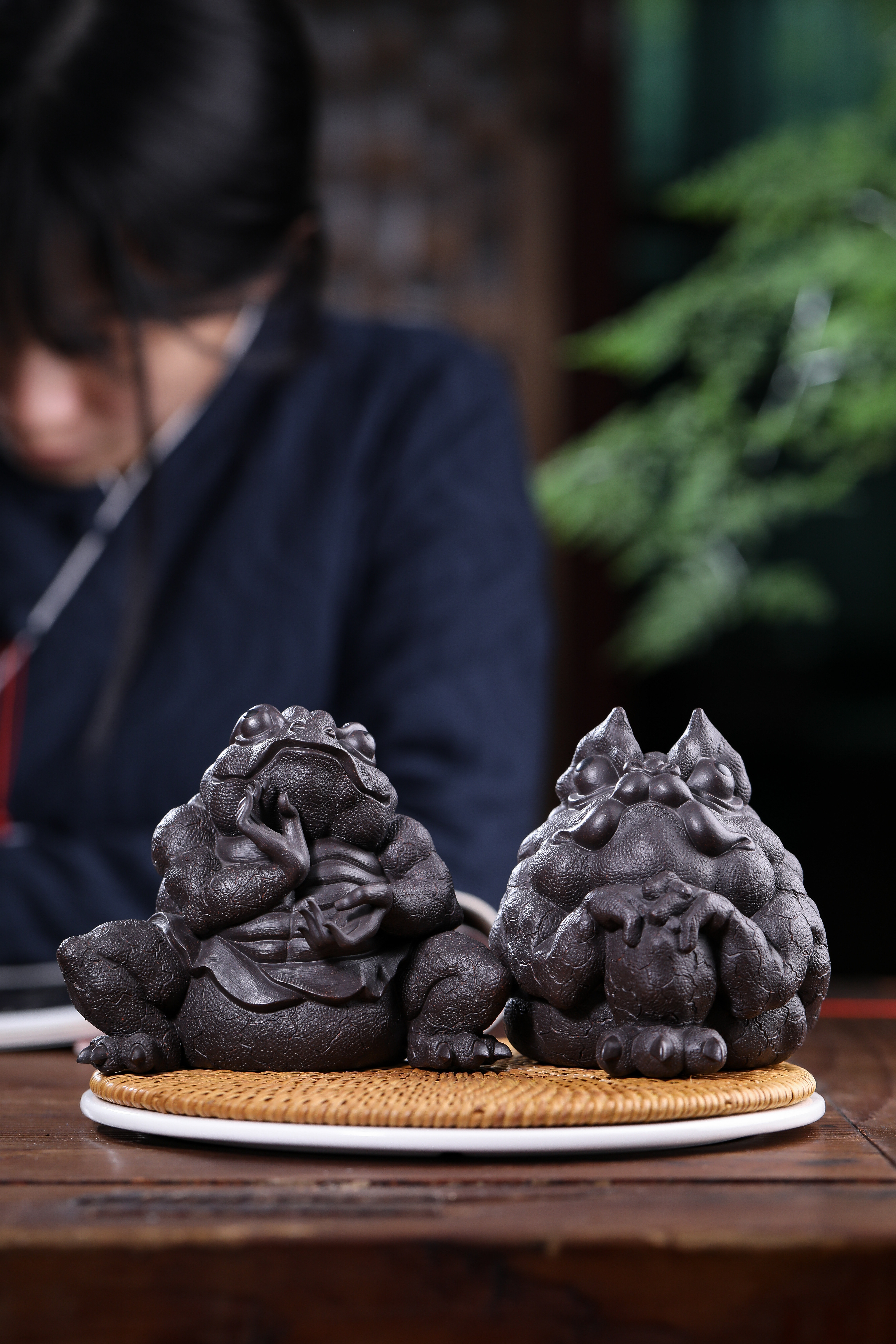 宜兴紫砂茶宠 手工招财金蟾蟾蜍茶玩 参禅悟道蟾仙茶道茶台摆件