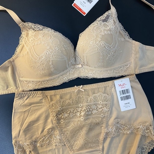 曼75A上薄下厚超聚拢大透气孔一体杯软钢圈调整20812372