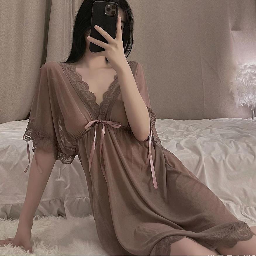 뚱뚱한 MM 200 파운드 대형 섹시한 레이스 접합 V 넥 등이없는 반팔 느슨한 중간 길이의 메쉬 잠옷 여성용