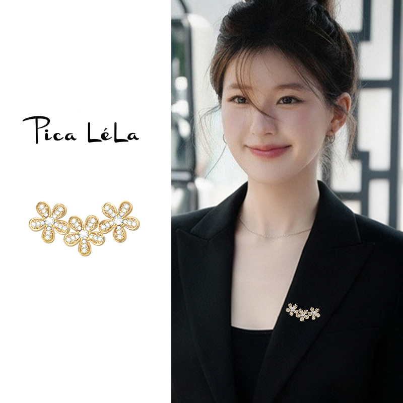 小众设计感花朵胸针高级感