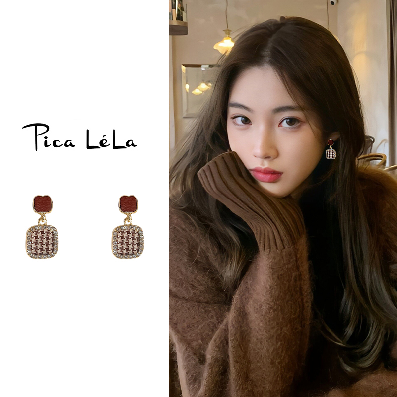 时尚复古耳环女高级感