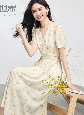 熙世界黄色碎花连衣裙女2025年夏季新款法式收腰V领茶歇绝美裙子