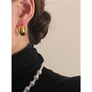 欧美潮女复古金色hoop亮面耳圈女银针 极简日常基础款 安小柏 法式