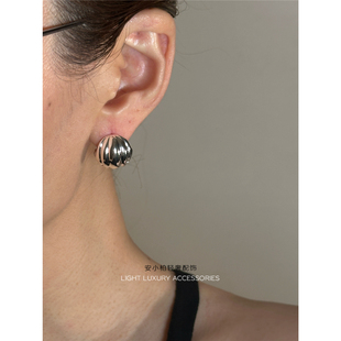 安小柏 法式通勤 轻奢经典罗马球型南瓜纹金属风耳环欧美ins高级