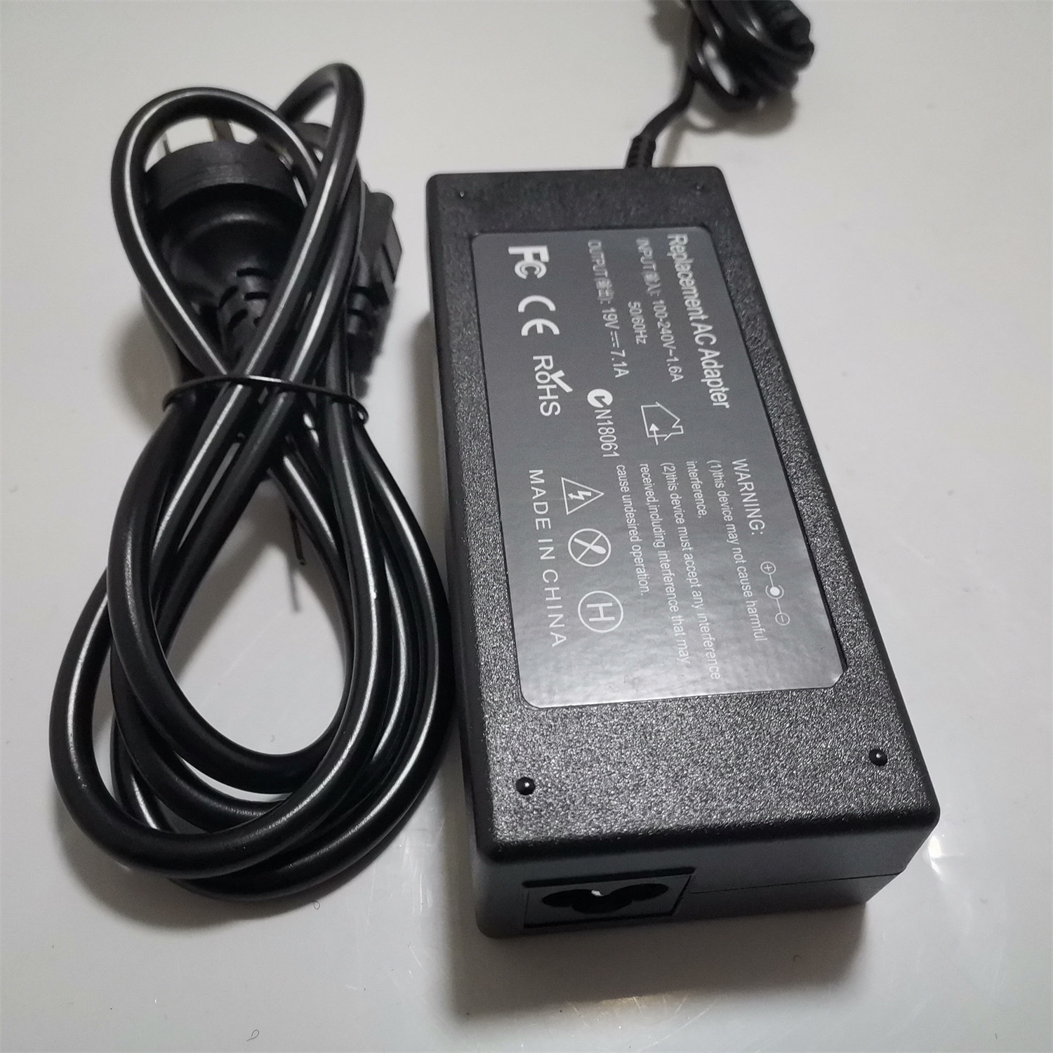 宏基VN7-591G暗影骑士3 VX5 VX15 135W电源适配器19V7.1A