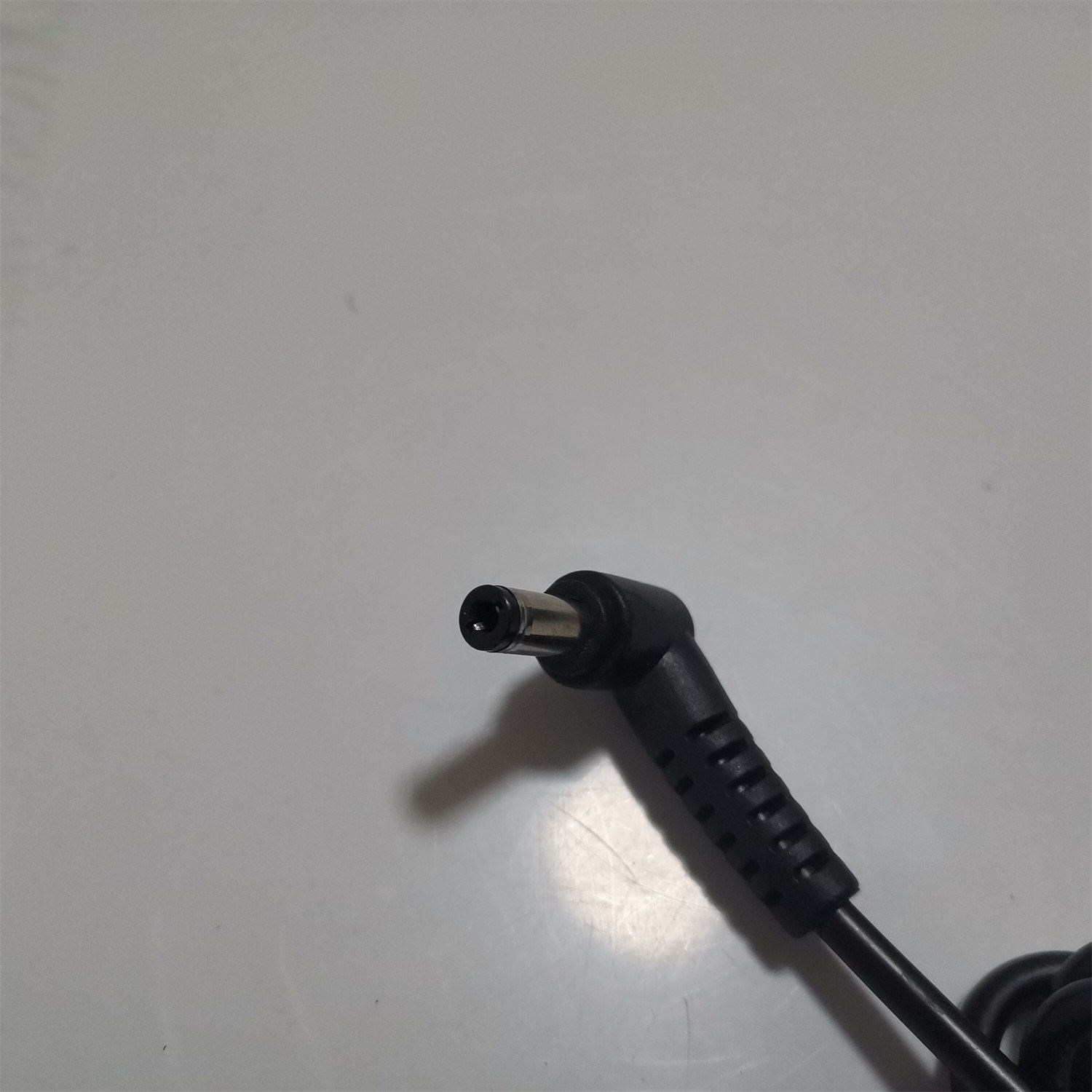 Inte/英特尔NUC寒霜峡谷11PAKi3电源适配器 19V4.74A 电源线