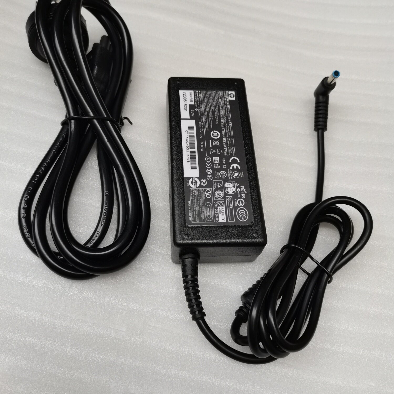 HP惠普TPN-CA07战66 ProG1 735G5笔记本19.5V3.33A充电源适配器线 - 实物图