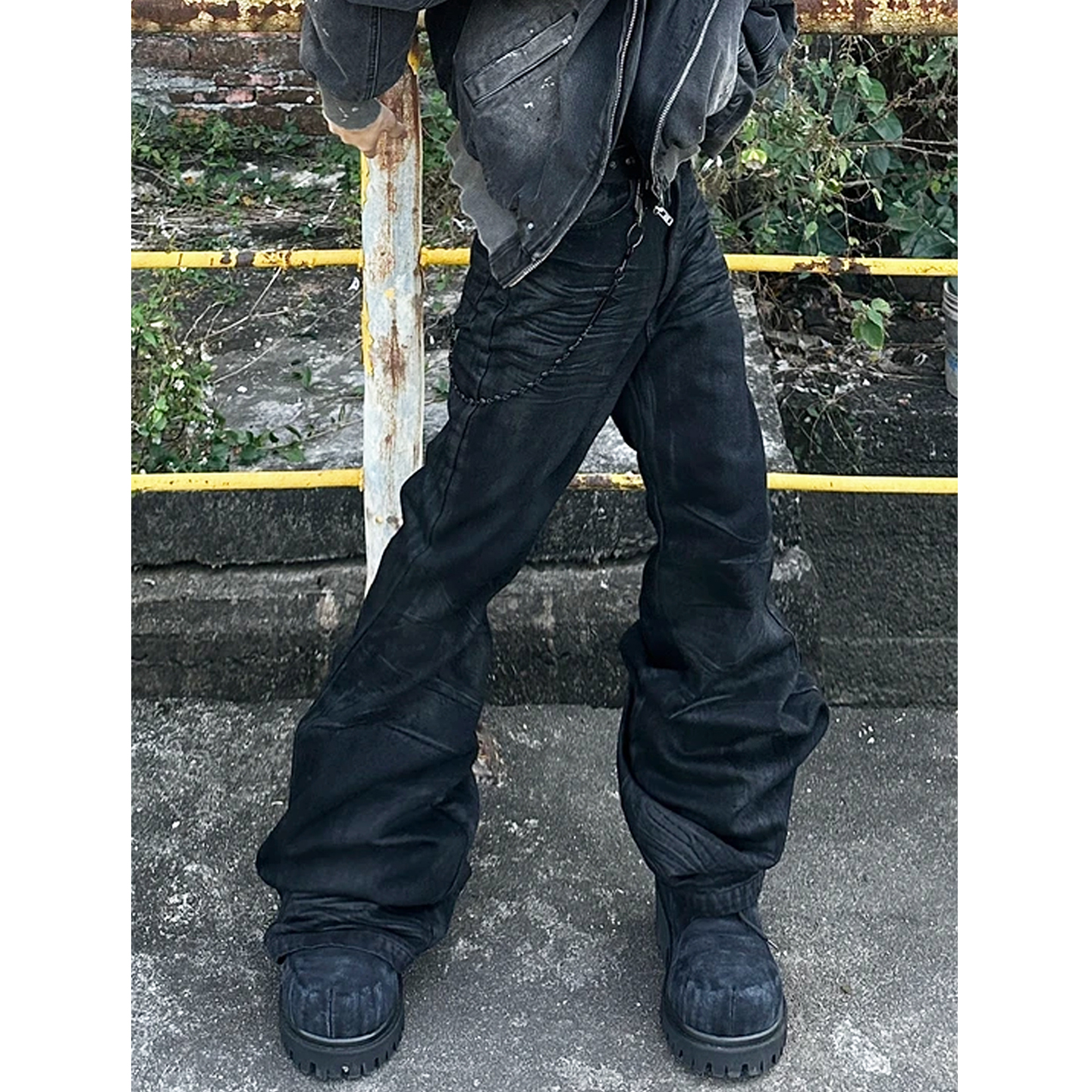 暗黑风小众金属手工刷蜡涂层微喇叭牛仔裤男BootCut堆积感拖地裤