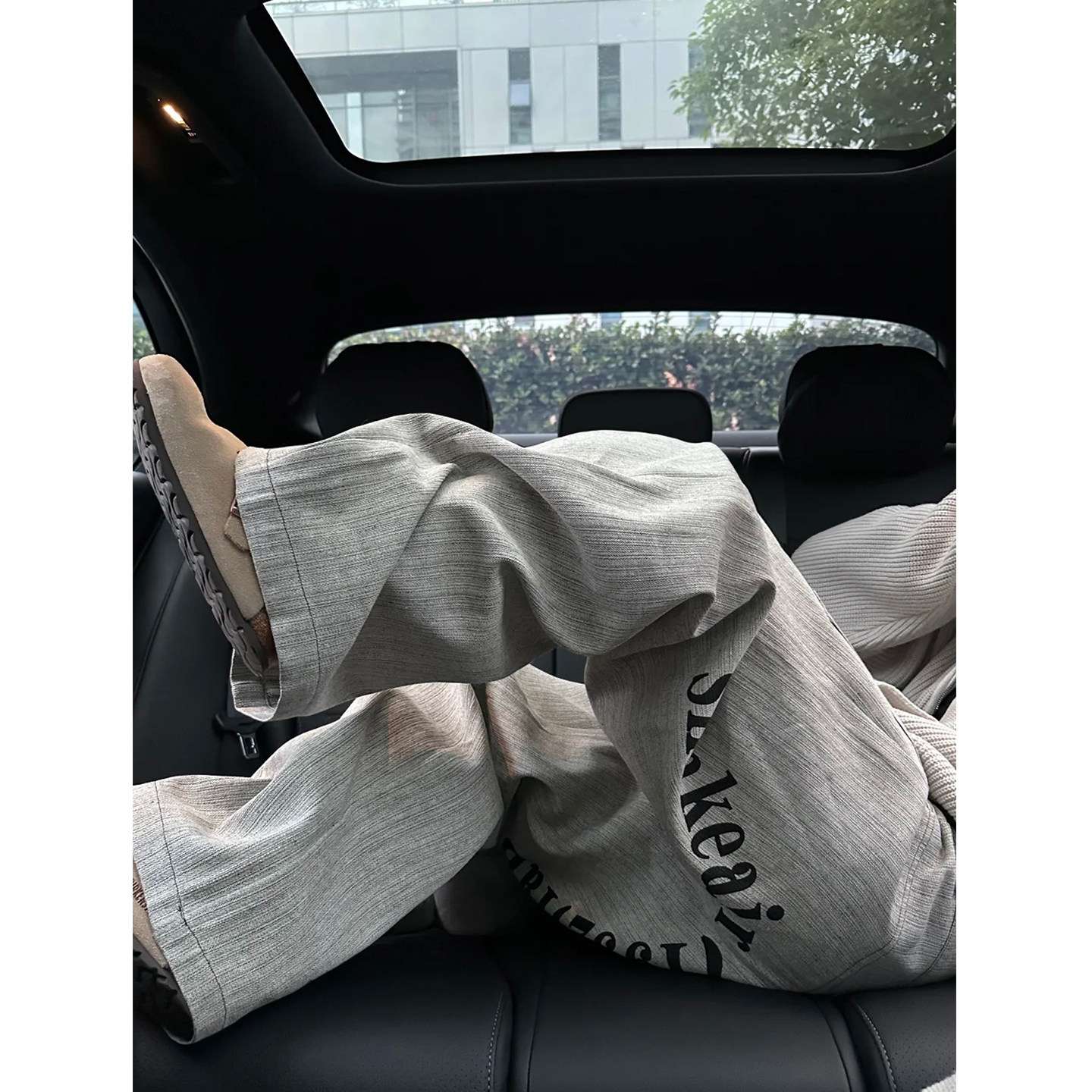 肌理感竖条纹字母印花阔腿牛仔裤男宽松小众美式复古设计感拖地裤