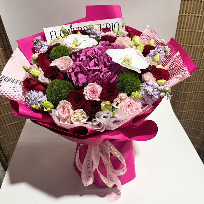 520情人节红玫瑰花束19朵粉雪山混搭生日礼物送女友北京同城鲜花