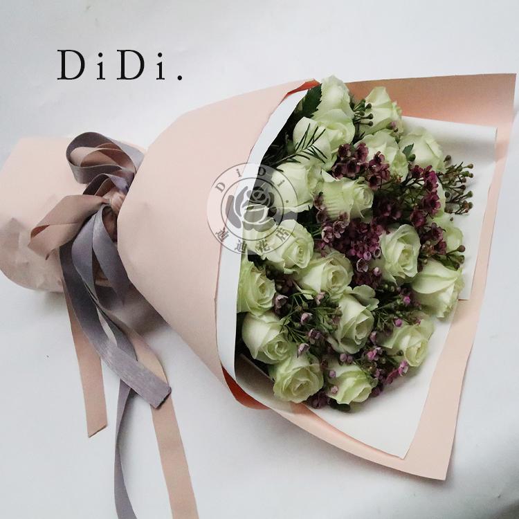 北京鲜花速递同城玫瑰花满天星