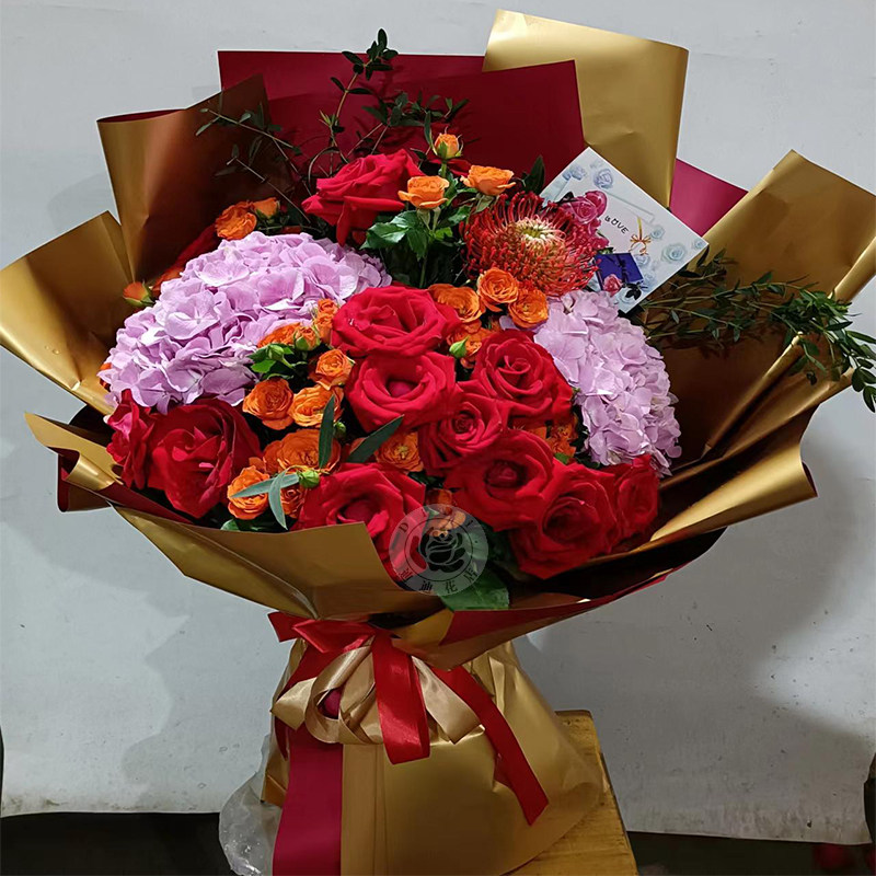 七夕情人节红玫瑰花束绣球生日送女友老婆礼物北京同城鲜花速递