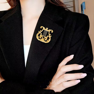 「雅典娜」中古风vintage金色竖琴胸针别针设计小众复古高级配饰