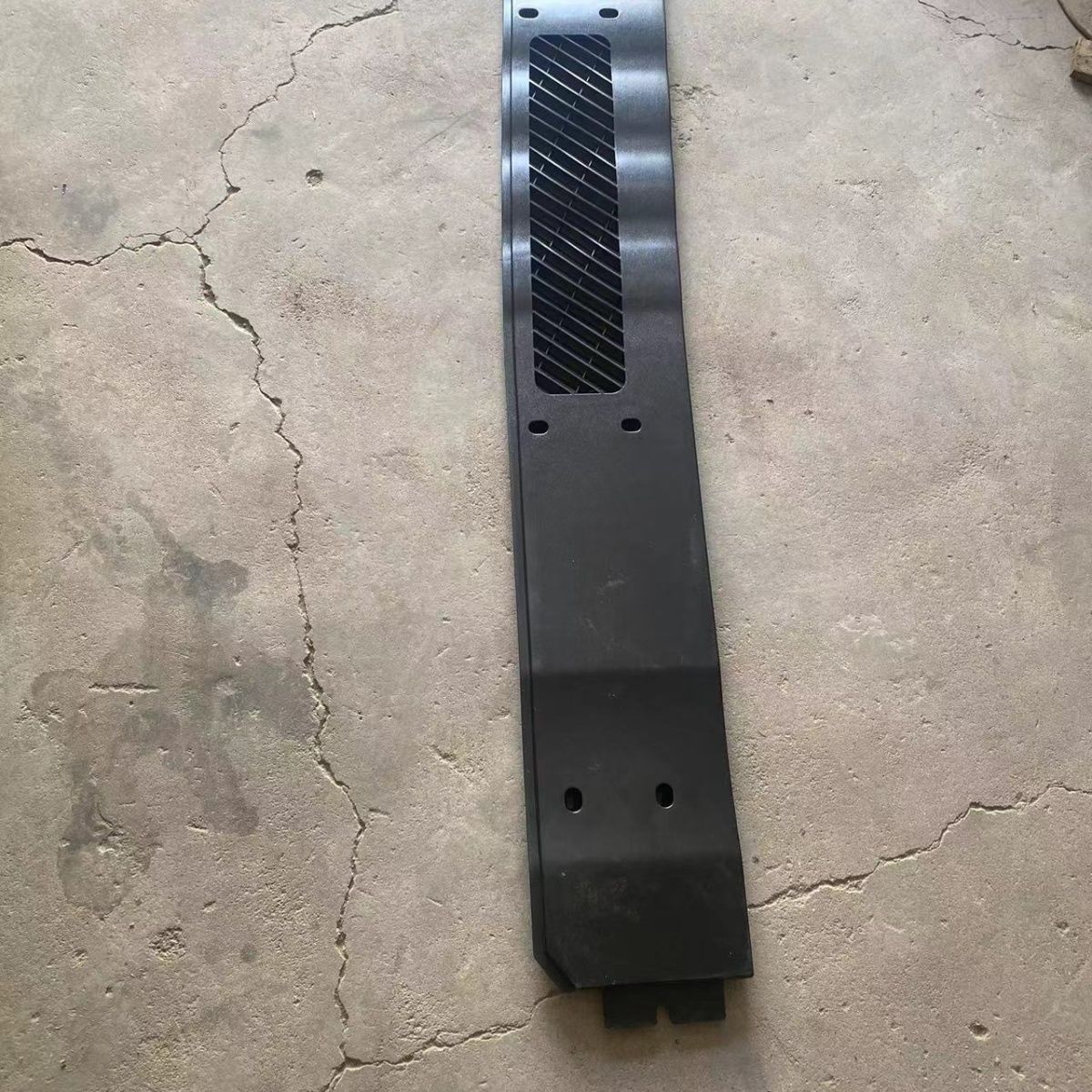 适用陕汽德龙L3000驾驶室进气道格栅装饰板波纹管格栅罩原厂