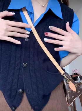 ZY2536藏青色麻花针织马甲 羊毛背心女博主款 电影感出游搭配