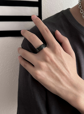 黑色纹路戒指男女款ins小众设计
