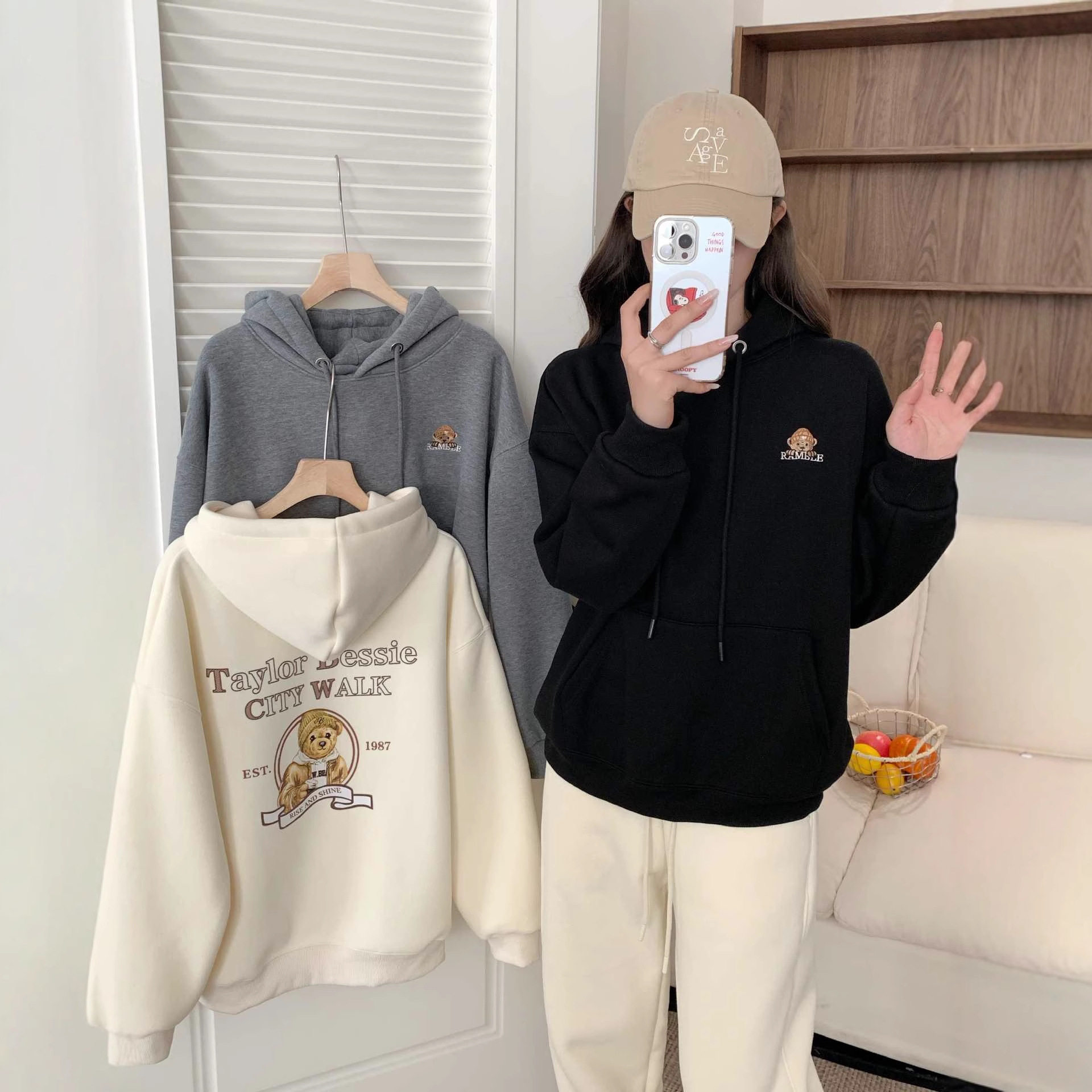 大口袋卫衣女加厚百搭小熊学院风减龄秋冬上衣连帽加绒款外套