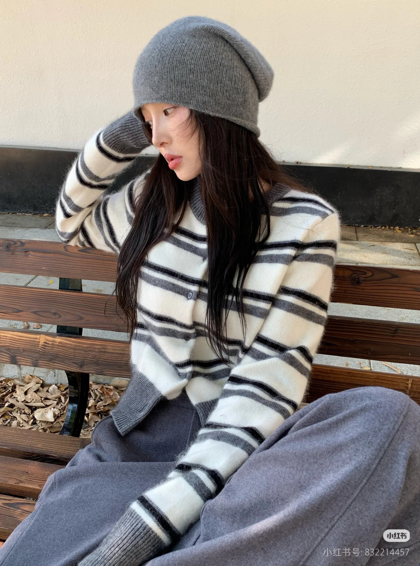 减龄羊绒开衫女圆领韩版条纹拼色针织外套宽松羊毛外搭设计感上衣