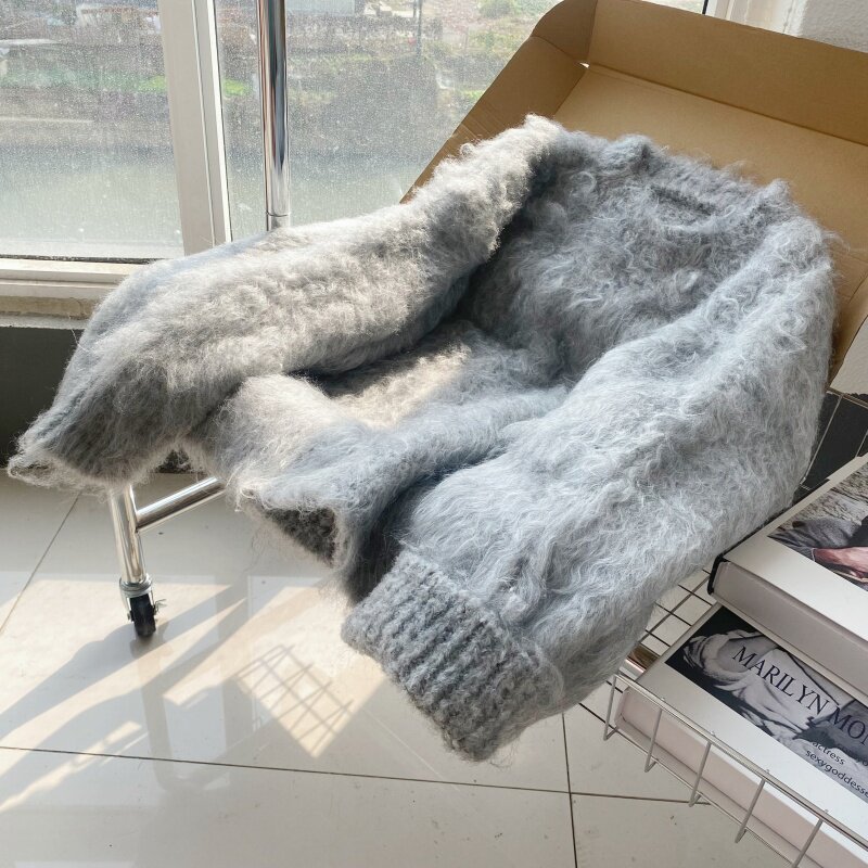 韩国LONDONFLAT新款毛绒绒上衣