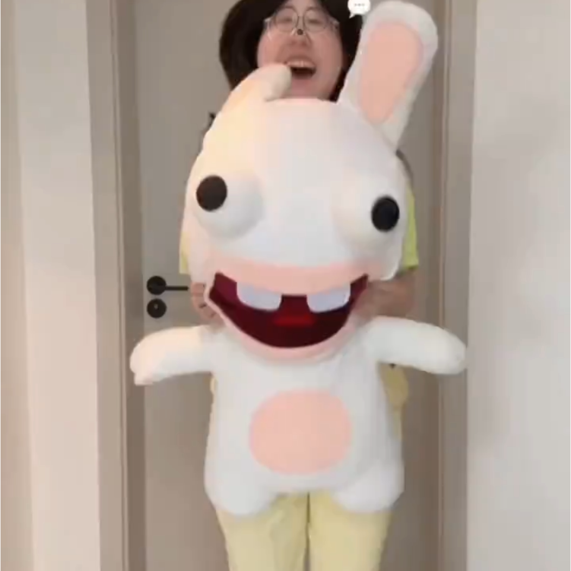 搞怪疯狂兔子毛绒玩具公仔邪恶