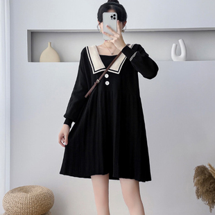 孕妇装连衣裙秋冬新款学院风娃娃领针织裙子时尚小个子春秋孕妇裙