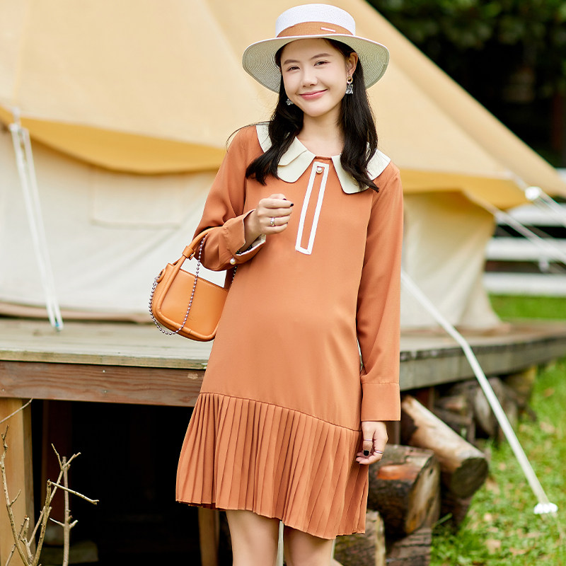 孕妇装连衣裙时尚百搭减龄宽松2026春秋新款娃娃领雪纺拼接孕妇裙