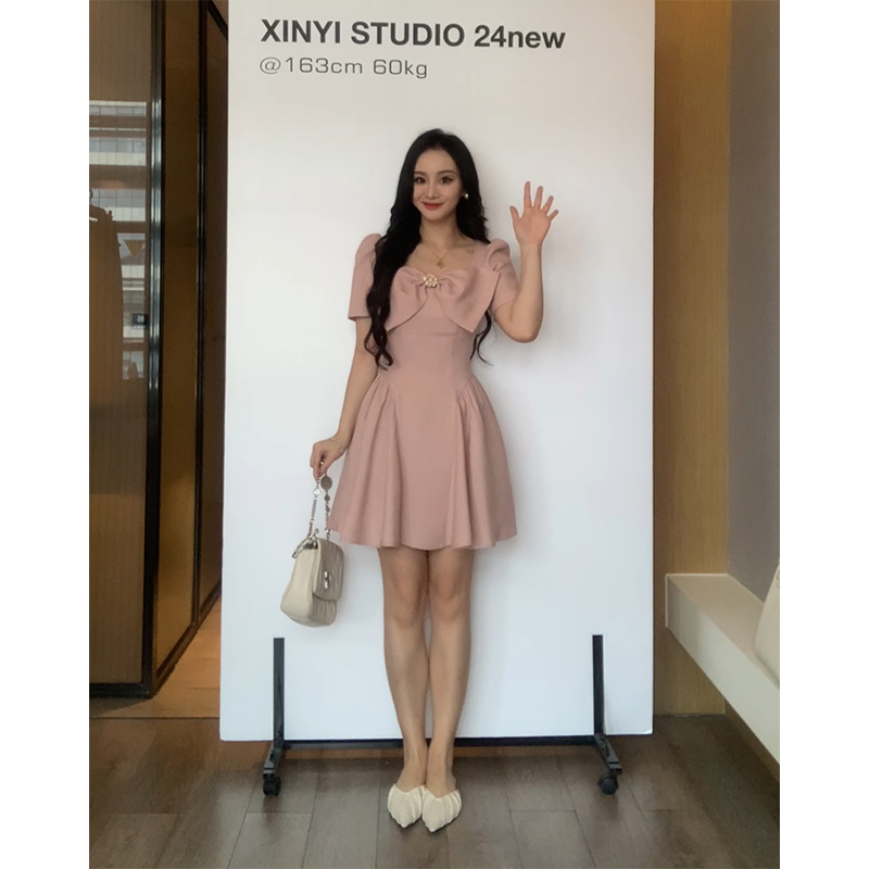 XINYI【浮雕山茶】夏季蝴蝶结压花连衣裙收腰显瘦气质X624Q08005
