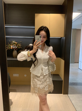 XINYI【娇娇贵女】春季V领收腰衬衫+蕾丝半裙显瘦套装X625A21898