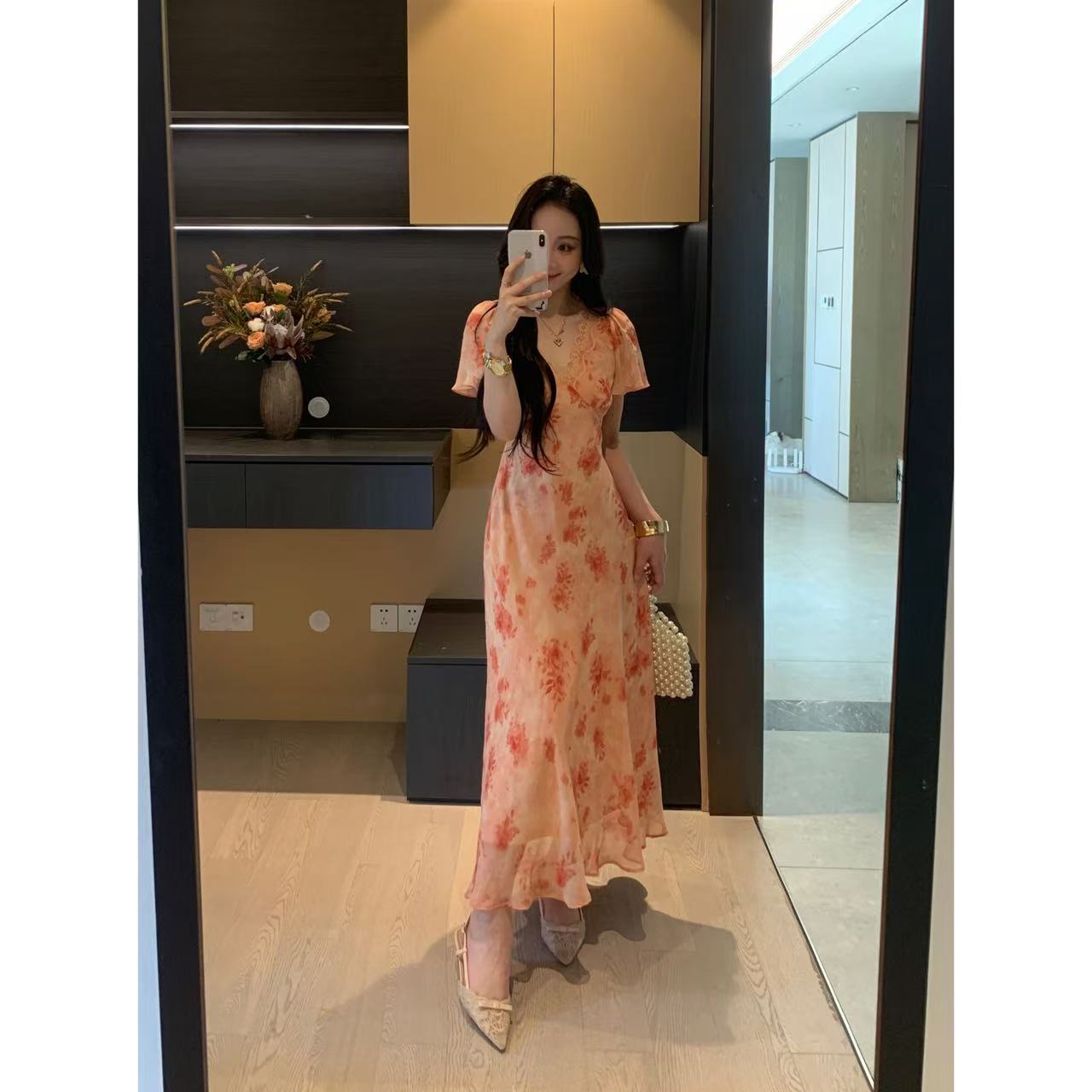XINYI【艺术系学姐】夏季V领雪纺印花连衣裙收腰显瘦裙X625Q11354
