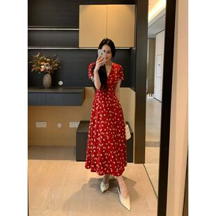 V领刺绣连衣裙收腰显瘦裙X625Q09986 XINYI 浪漫西雅图 夏季 法式