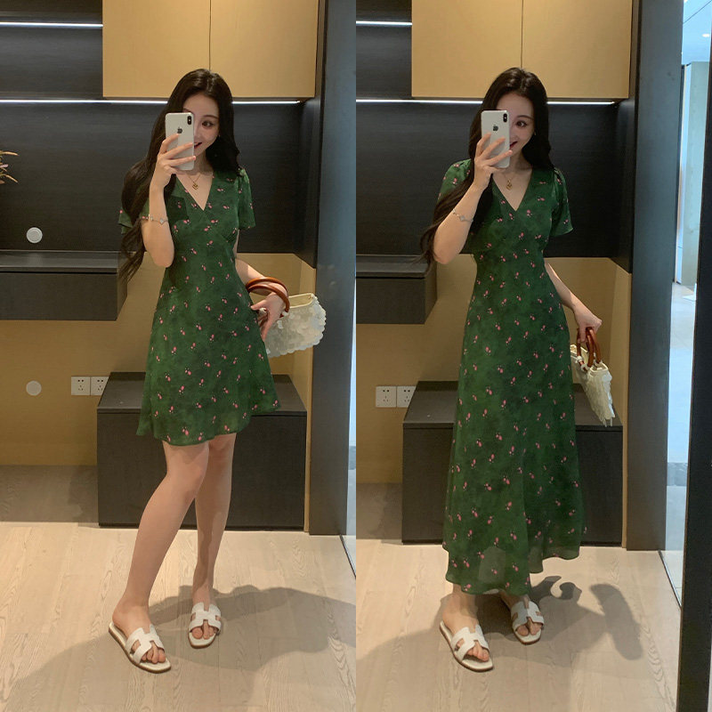XINYI【深野樱落】绿色碎花连衣裙女夏微胖mm收腰显瘦气质裙子