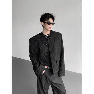麻灰色小香风短款外套男轻奢高级感男模穿搭上衣痞帅垫肩毛呢夹克