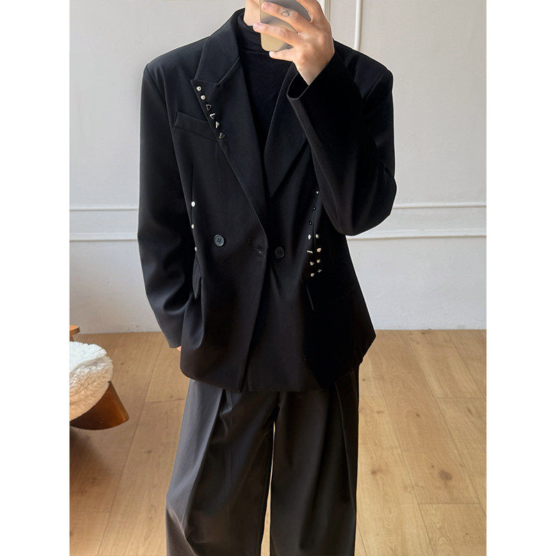 小众铆钉设计感西装外套男cleanfit高级感收腰廓形翘肩休闲西服潮