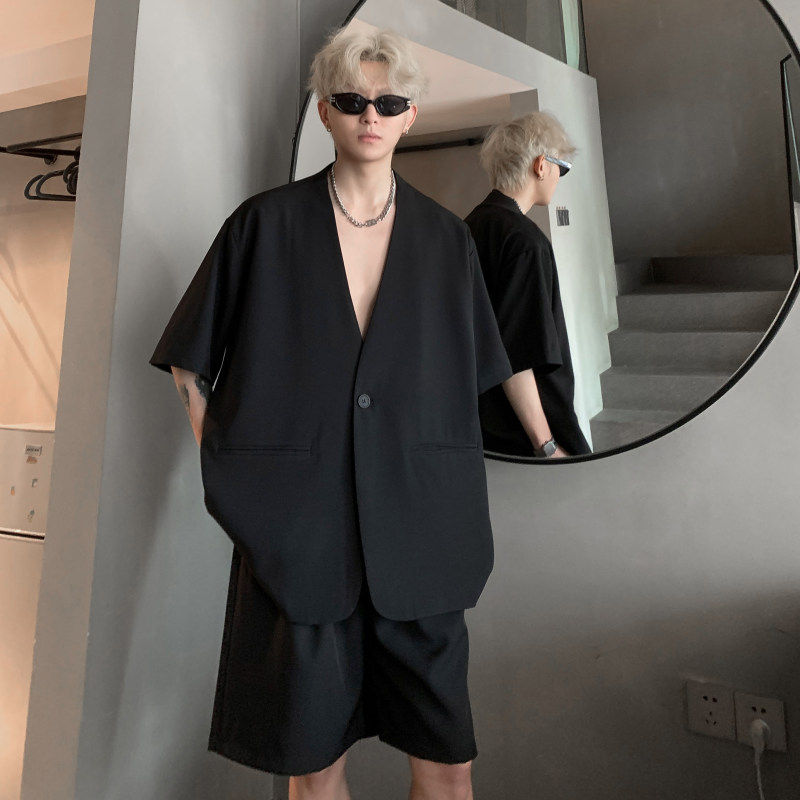 여름 남성 신 정장 정장 남자의 검은 실루엣 섹시한 반팔 정장 하이 엔드 잘 생긴 반바지 투피스 세트 유행