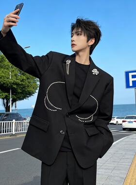 轻奢设计感流苏水钻铆钉垫肩西服外套男模高级感痞帅西装宽松正肩
