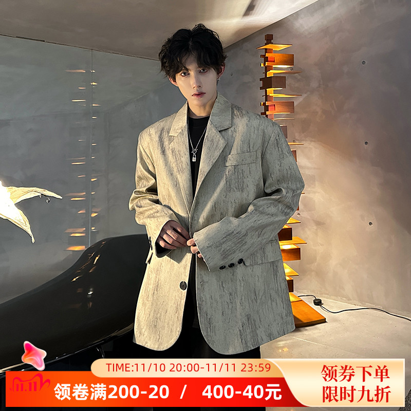 2025秋季做旧工艺纹理高级感西装外套男时尚洋气痞帅垫肩西服上衣