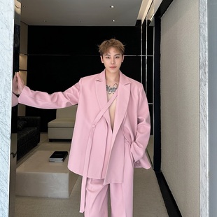 春装韩国时尚洋气小众粉色双领绑带设计西服套装男阔腿西裤两件套