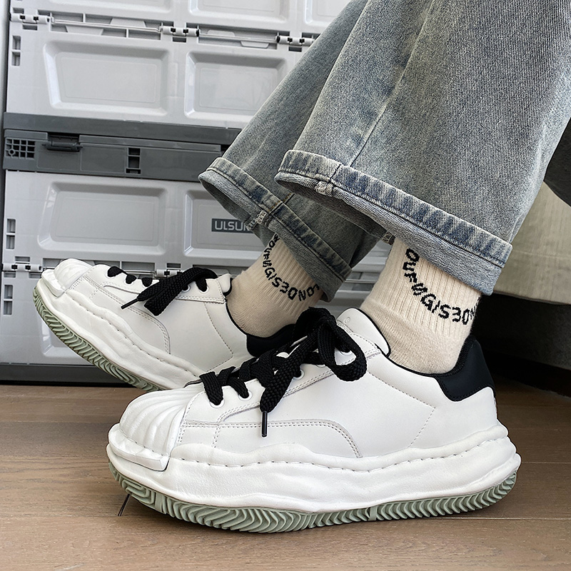 贝壳溶解鞋真皮松糕休闲小白鞋男