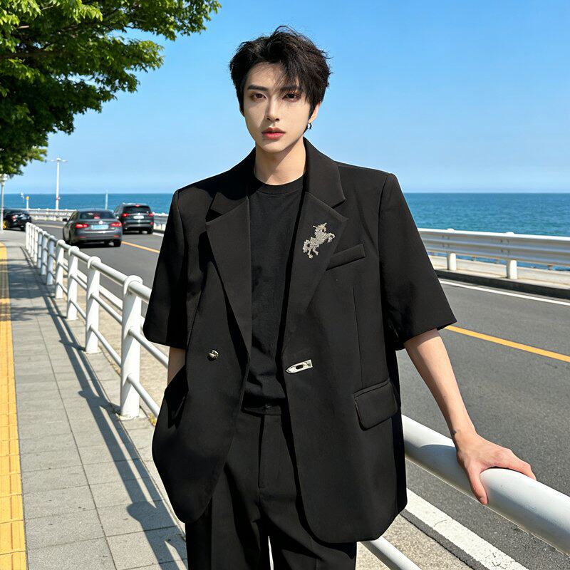 韩系穿搭宽松半袖垫肩西服外套男高级感痞帅卡扣金属休闲短袖西装