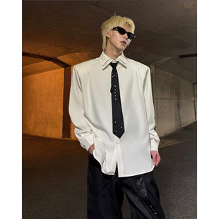 白色小众金属柳钉设计感垫肩衬衫男长袖领带韩式男模穿搭内搭衬衣