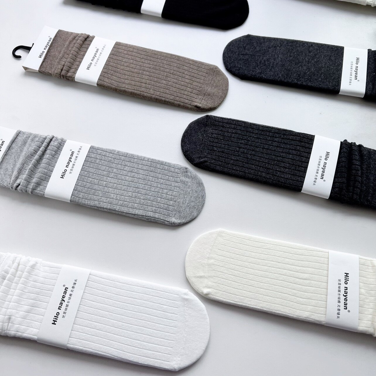 版型超好 巨显瘦不下滑 】秋冬走秀yuan版中筒白色宽条纹堆堆袜女