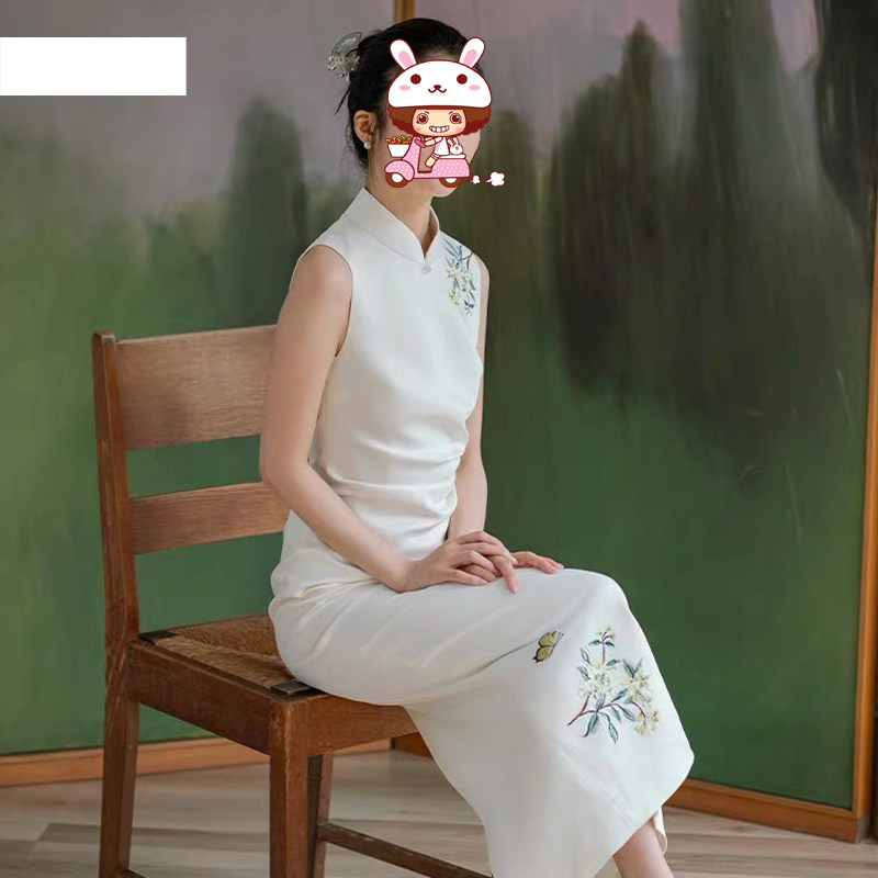 【敏任春晚同款】hoec 新中式旗袍「鸯鸳藤」国风订婚白色礼服