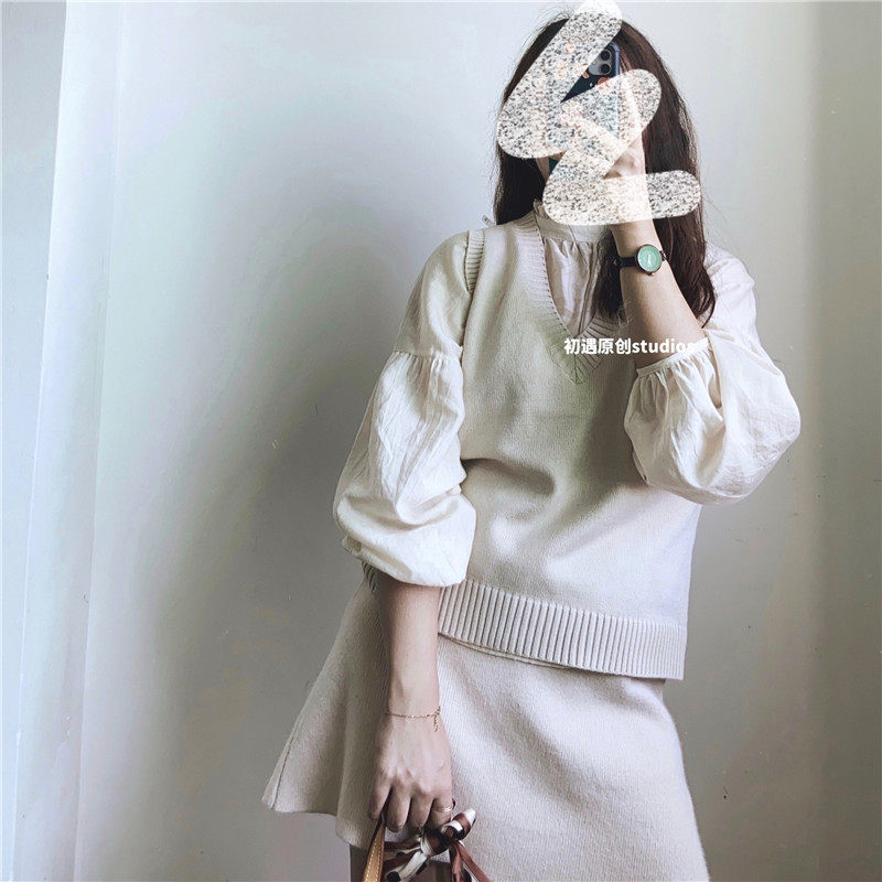 初遇 春秋新款纯色V领针织背心chic风毛衣百搭实穿无袖马甲坎肩女