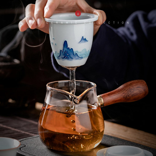 手绘浮雕釉下彩简易侧把玻璃