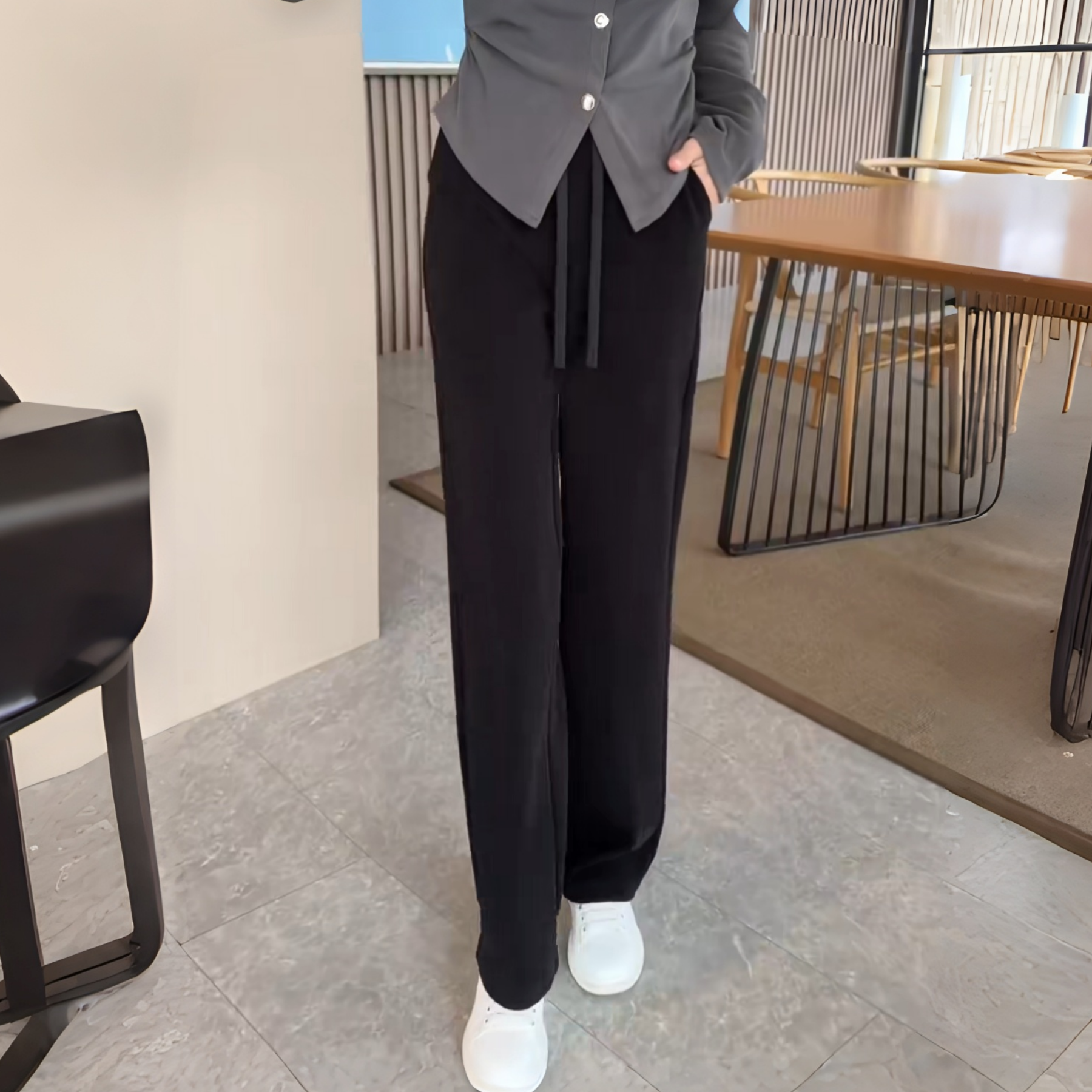 极简风黑色显瘦抽绳窄版遮跨直筒卫裤女春秋新款百搭舒垂感休闲裤,女装/女士精品,大码裤装,淘宝优惠券,粉丝福利购,淘宝优惠卷