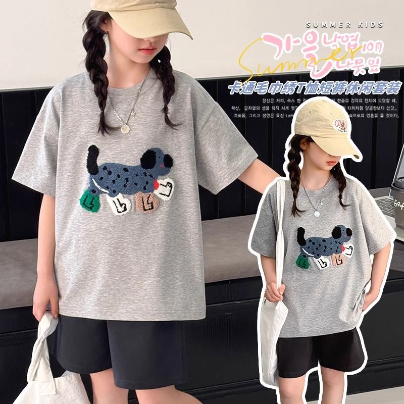 女孩网红炸街夏季两件套儿童装