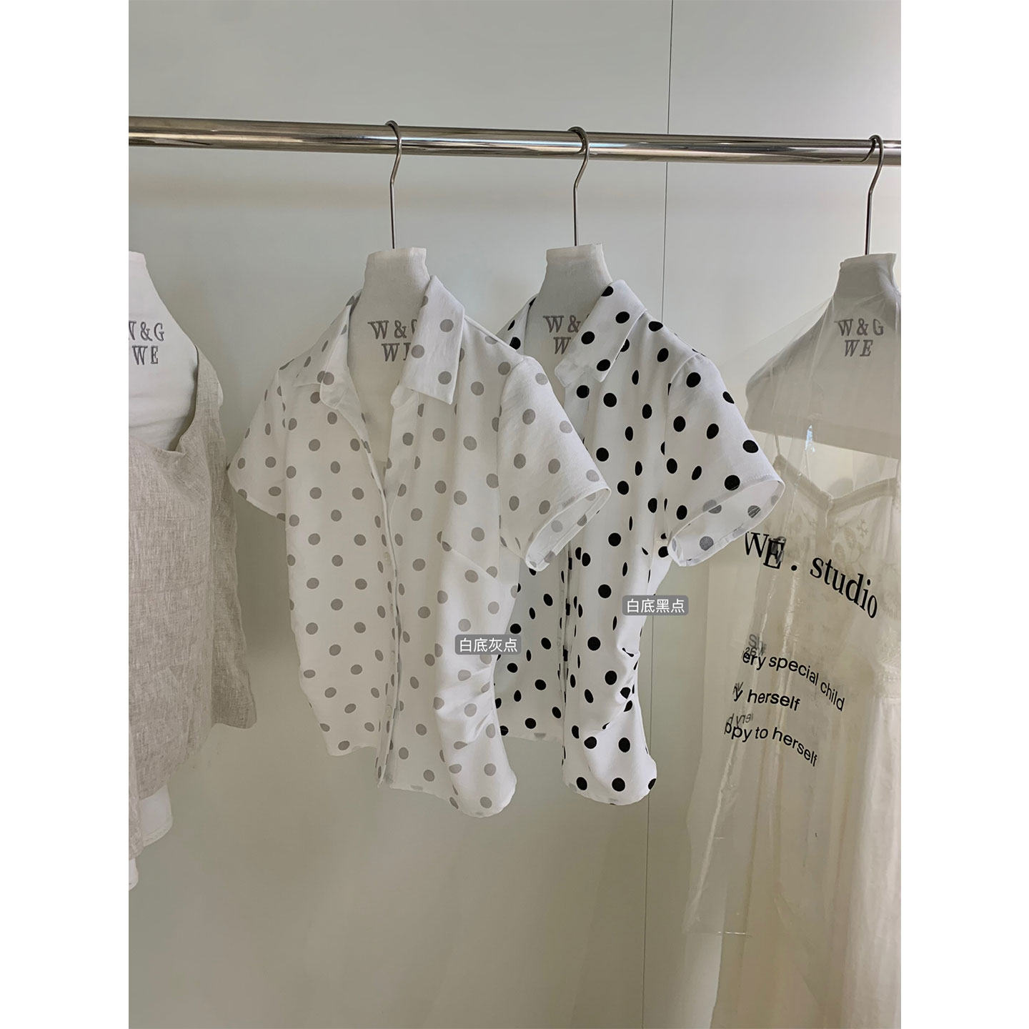 波点印花泡泡袖衬衣女夏季修身