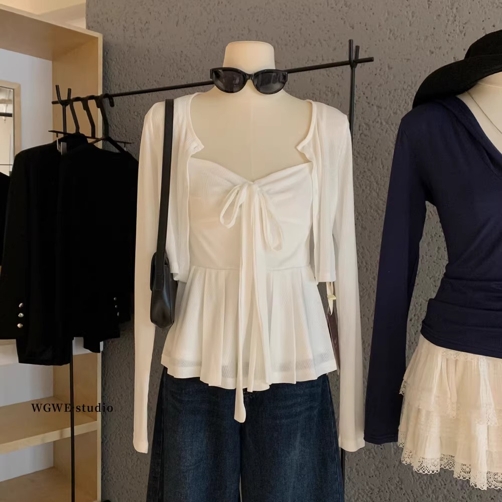 早秋氛围感穿搭女生背心针织开衫