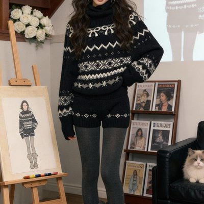 费尔岛套装女秋冬季小个子黑色加厚高领针织毛衣休闲短裤子两件套