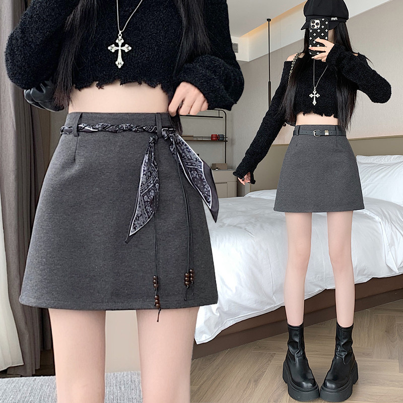 实拍2025秋冬百搭闺蜜姐妹装灰色简单版毛呢防走光A字辣妹半身裙